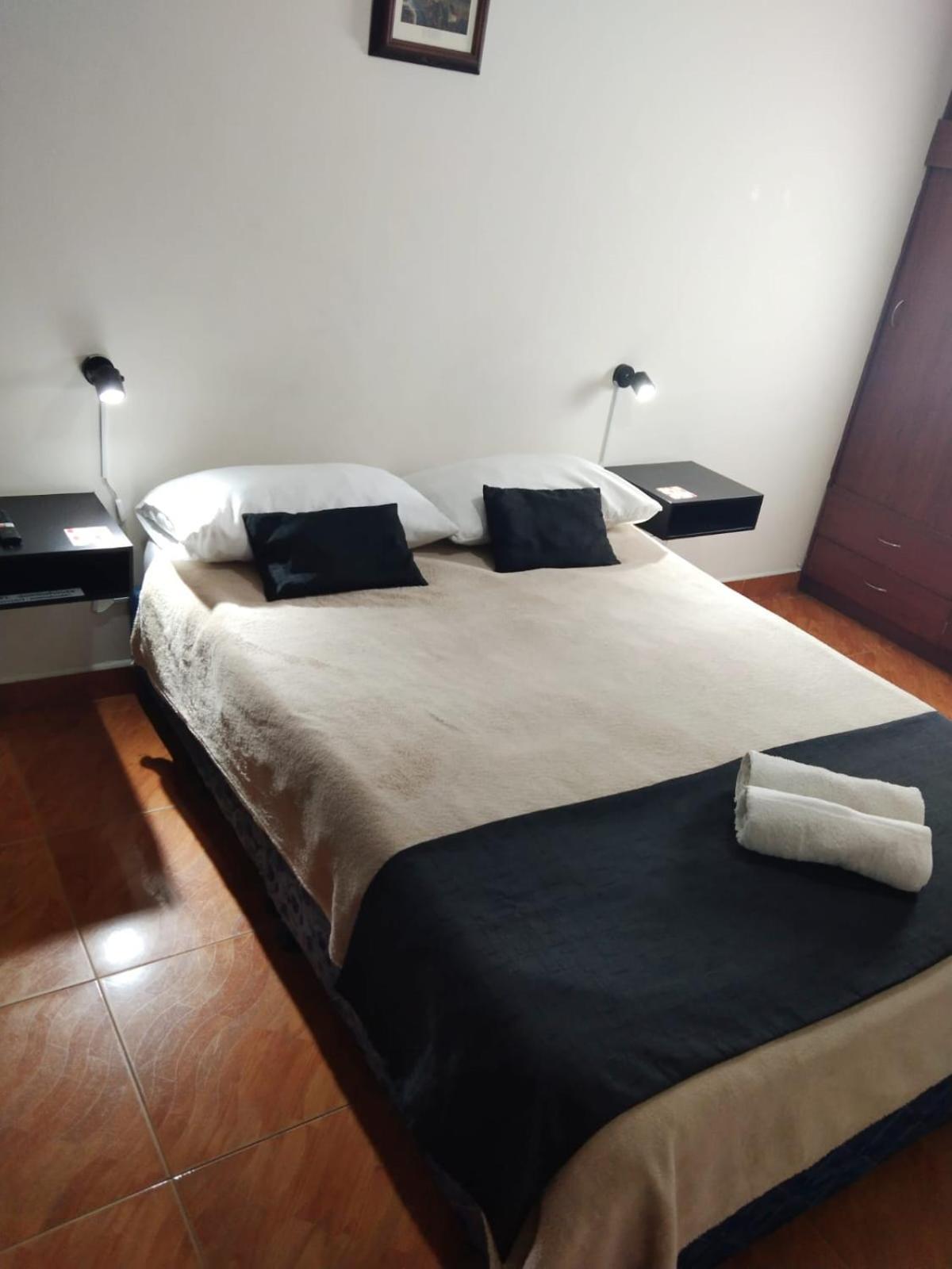 Habitaciones Cerca Al Aeropuerto Centro Y Centro Conecta Embajada Americana Bogotá Kültér fotó